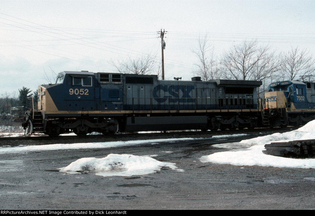 CSX 9052